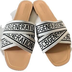 BCBGeneration Kala open toe casual  Flat Sandals Size 10, White & Black